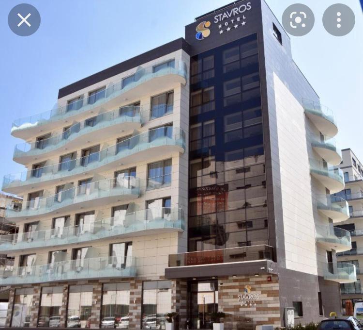 Twin Residence Five Mamaia Exterior photo